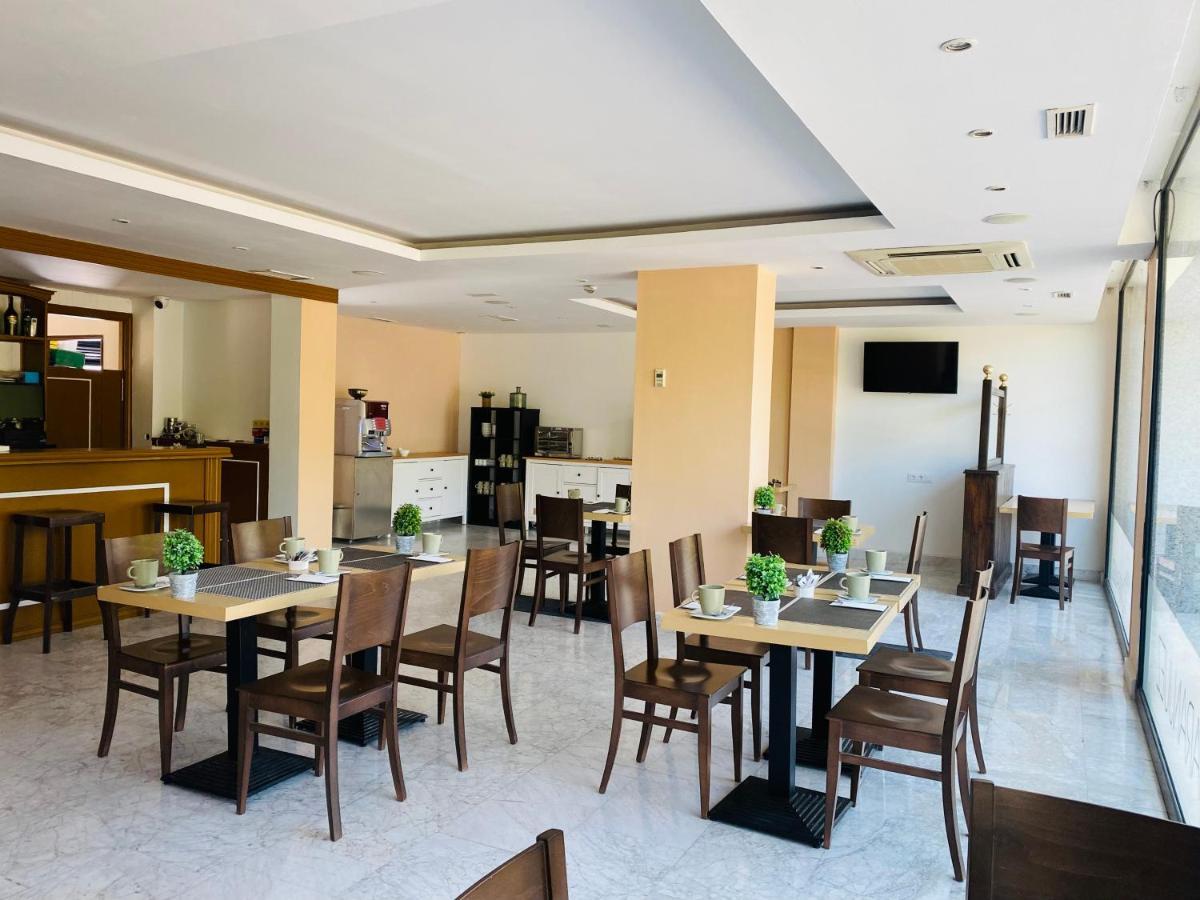 Hotel Equo Aranjuez Ngoại thất bức ảnh